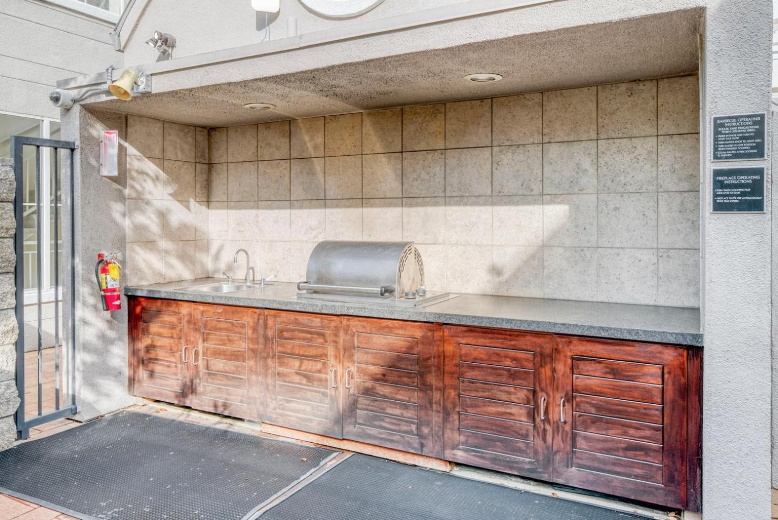 2br W Balcony Nr Mall Eateries Sfo-1601 * Santa Clara