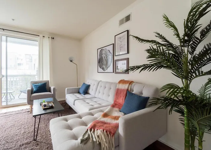 Santa Clara 2Br W Balcony Nr Mall Eateries Sfo-1601